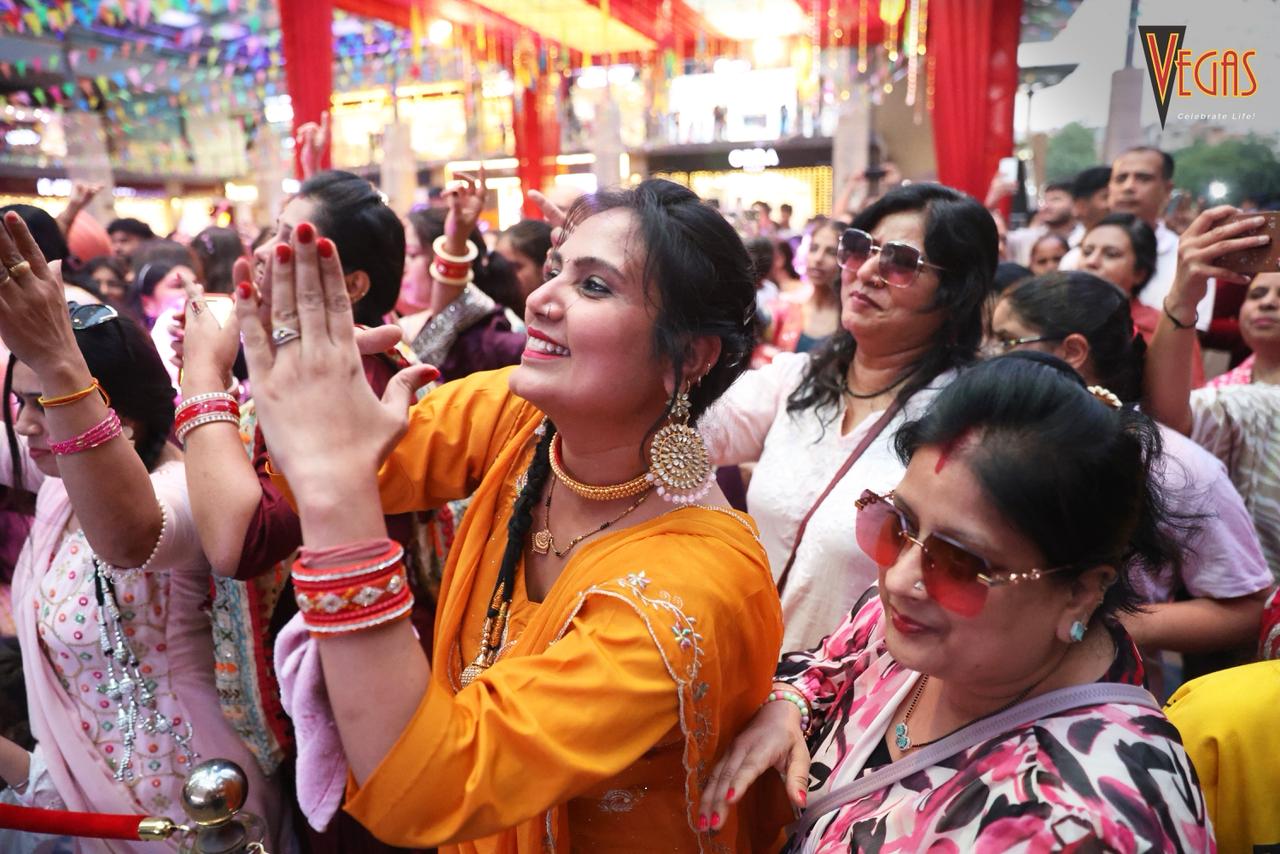 Rangla Vegas at Vegas Mall, Dwarka Celebrates Baisakhi with Vibrant Festivities and Enthusiastic Participation